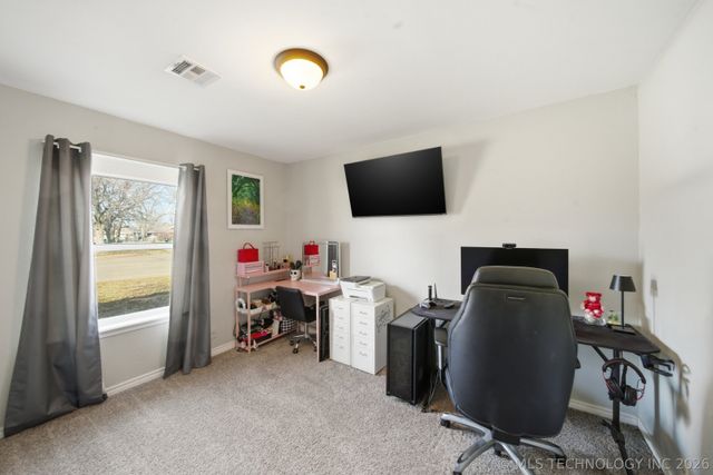 11809 N 104th East Avenue, Owasso, OK 74021