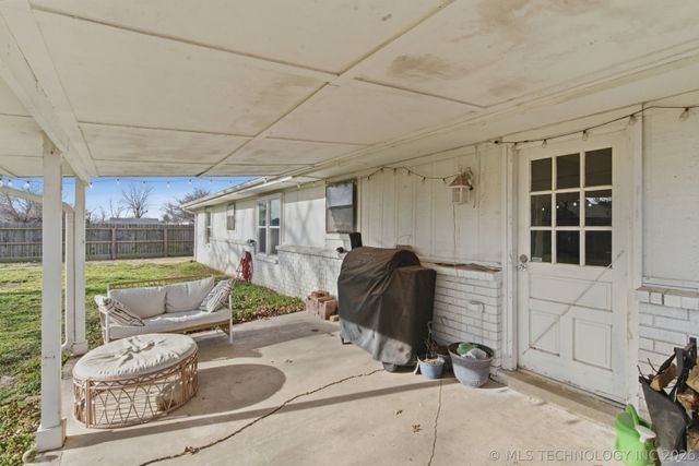 11809 N 104th East Avenue, Owasso, OK 74021