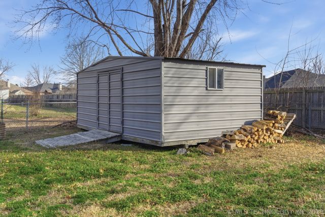 11809 N 104th East Avenue, Owasso, OK 74021