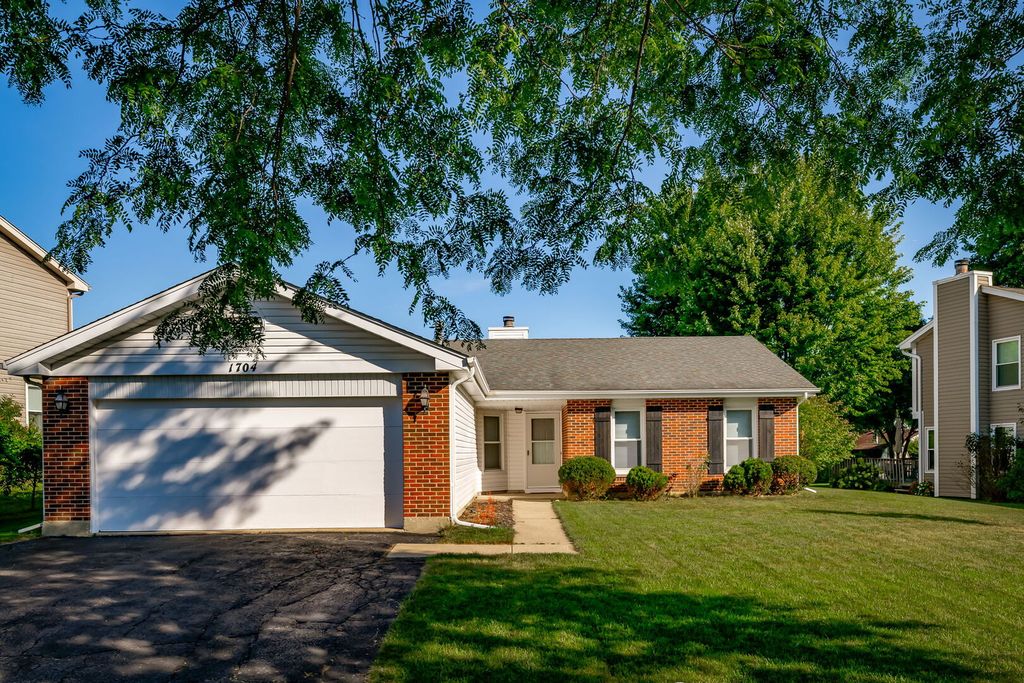 1704 Stratton Pond Lane, Schaumburg, IL 60194 — exterior