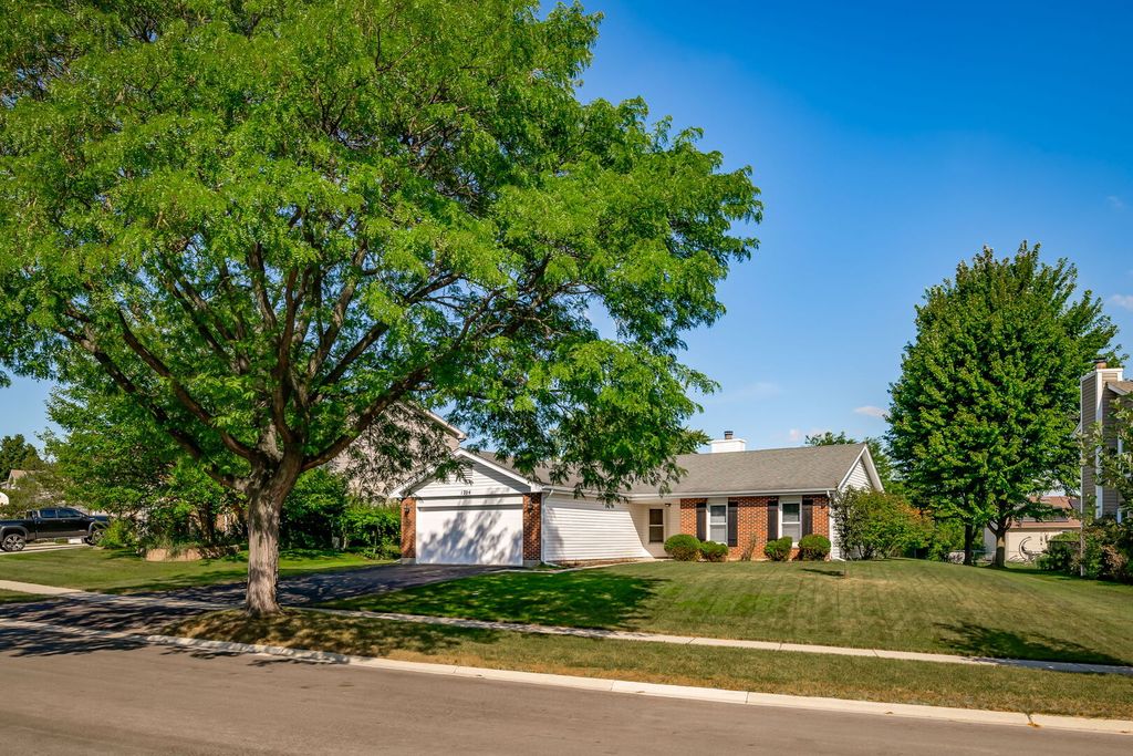 1704 Stratton Pond Lane, Schaumburg, IL 60194 — photo 2