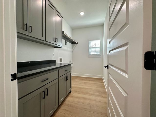 1 Carmarthen Lane, Bella Vista, AR 72715