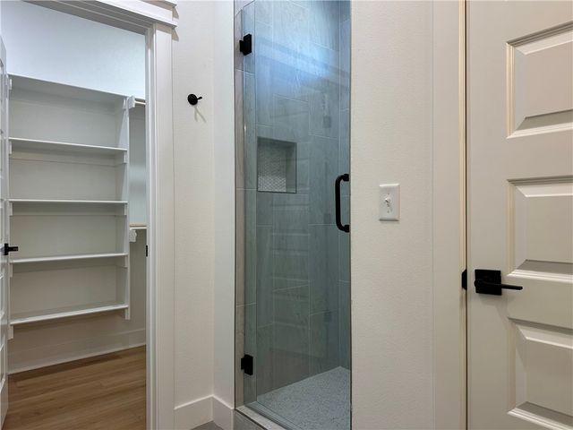 1 Carmarthen Lane, Bella Vista, AR 72715