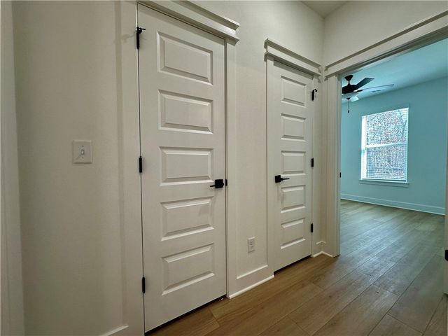 1 Carmarthen Lane, Bella Vista, AR 72715