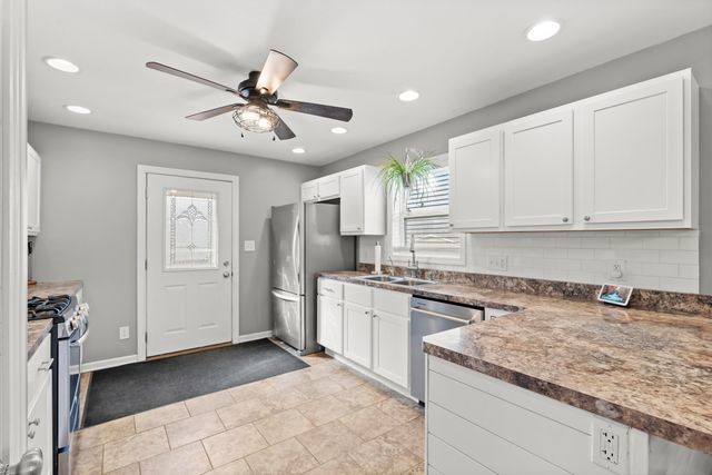 7413 W 128th Place, Cedar Lake, IN 46303