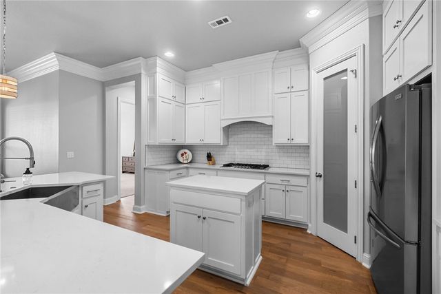 4601 SW Hollowbrook Street, Bentonville, AR 72713