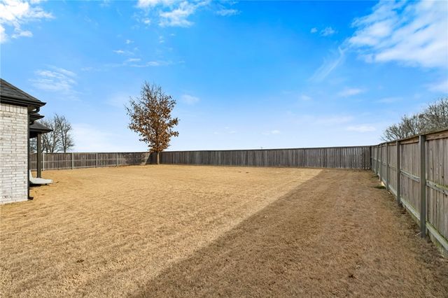 4601 SW Hollowbrook Street, Bentonville, AR 72713