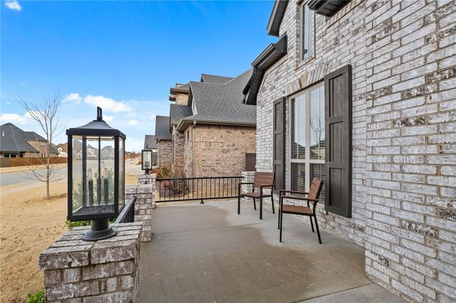 4601 SW Hollowbrook Street, Bentonville, AR 72713