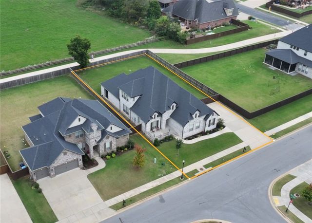 4601 SW Hollowbrook Street, Bentonville, AR 72713