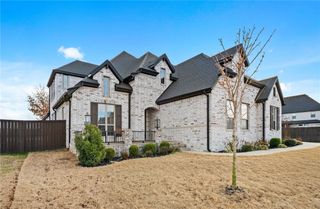 4601 SW Hollowbrook Street, Bentonville, AR 72713