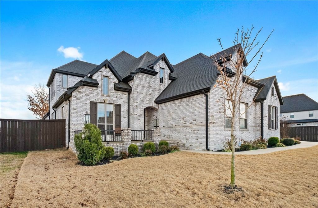 4601 SW Hollowbrook Street, Bentonville, AR 72713