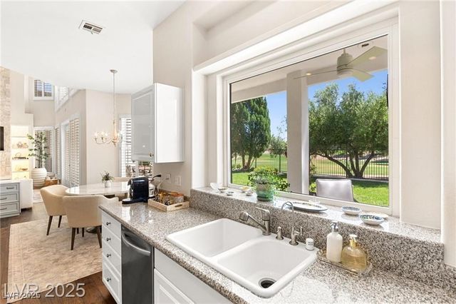 8901 Robinson Ridge Drive, Las Vegas, NV 89117