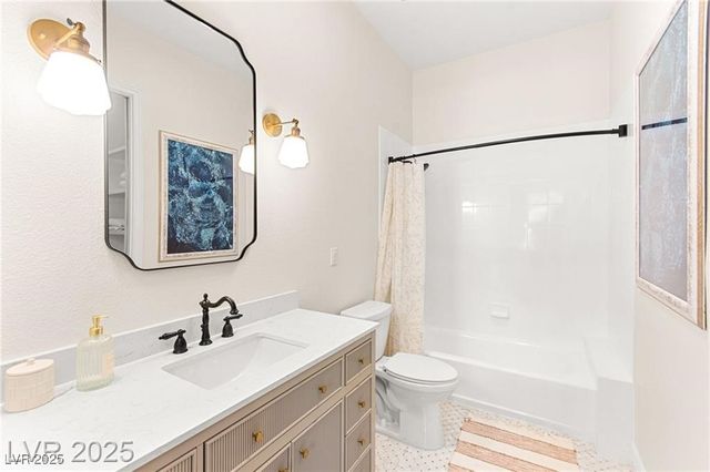 8901 Robinson Ridge Drive, Las Vegas, NV 89117