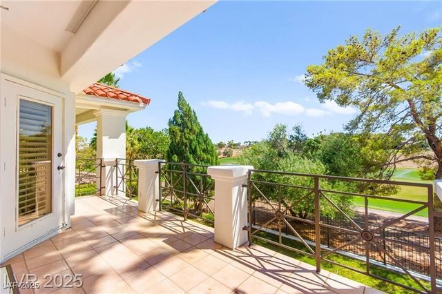 8901 Robinson Ridge Drive, Las Vegas, NV 89117