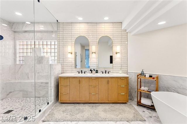 8901 Robinson Ridge Drive, Las Vegas, NV 89117