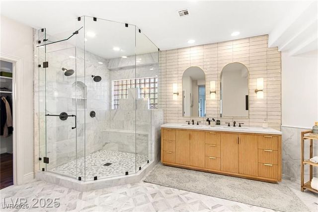 8901 Robinson Ridge Drive, Las Vegas, NV 89117