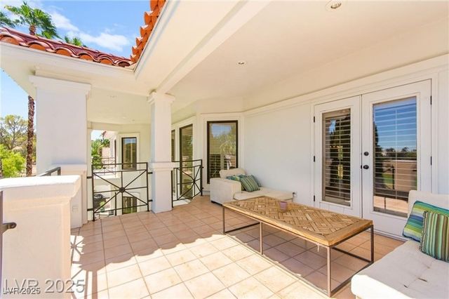 8901 Robinson Ridge Drive, Las Vegas, NV 89117