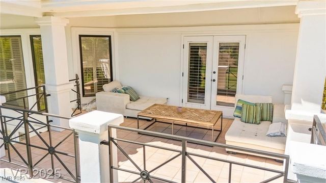 8901 Robinson Ridge Drive, Las Vegas, NV 89117