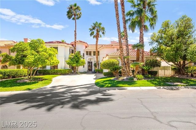 8901 Robinson Ridge Drive, Las Vegas, NV 89117