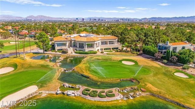 8901 Robinson Ridge Drive, Las Vegas, NV 89117