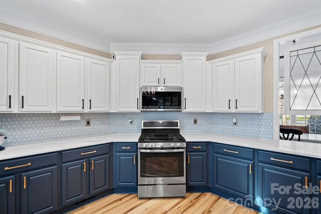 1470 Valhalla Drive, Denver, NC 28037