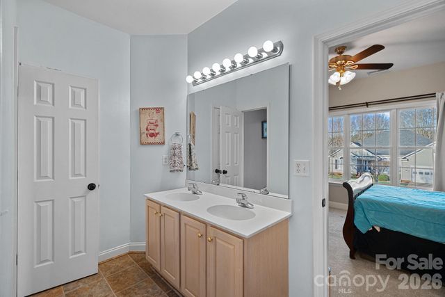 1470 Valhalla Drive, Denver, NC 28037