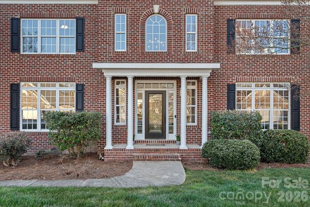 1470 Valhalla Drive, Denver, NC 28037