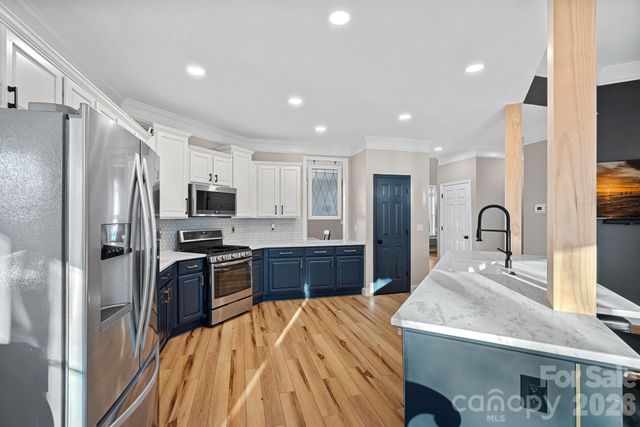 1470 Valhalla Drive, Denver, NC 28037