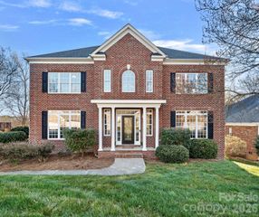 1470 Valhalla Drive, Denver, NC 28037