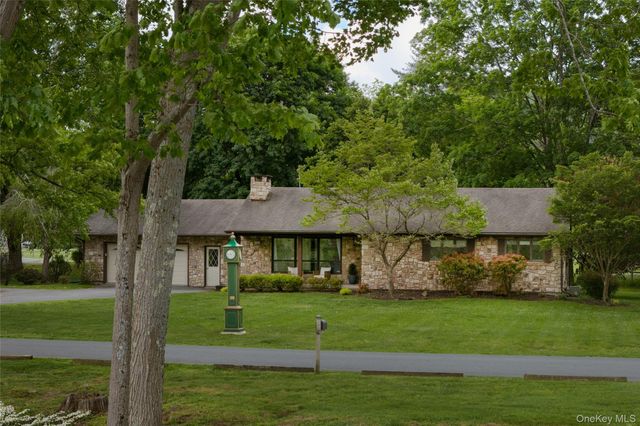 95 2nd Avenue, Narrowsburg, NY 12764