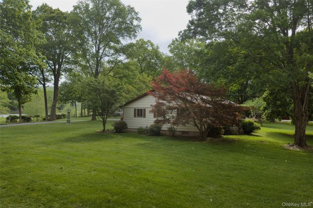 95 2nd Avenue, Narrowsburg, NY 12764