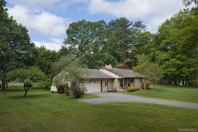95 2nd Avenue, Narrowsburg, NY 12764