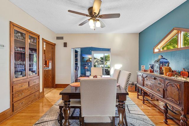 210 4th Street S, Gaylord, MN 55334