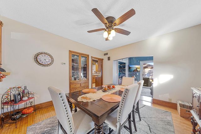 210 4th Street S, Gaylord, MN 55334