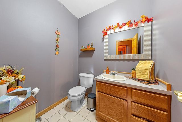 210 4th Street S, Gaylord, MN 55334