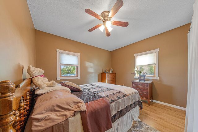 210 4th Street S, Gaylord, MN 55334