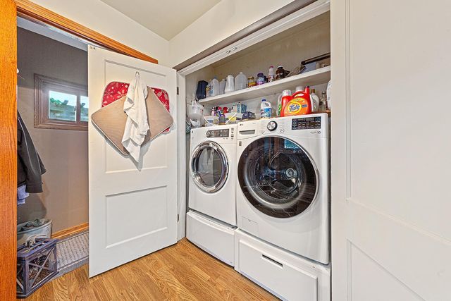 210 4th Street S, Gaylord, MN 55334