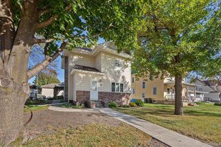 210 4th Street S, Gaylord, MN 55334