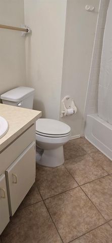 7912 MIDWAY DRIVE TERRACE T101, Ocala, FL 34472