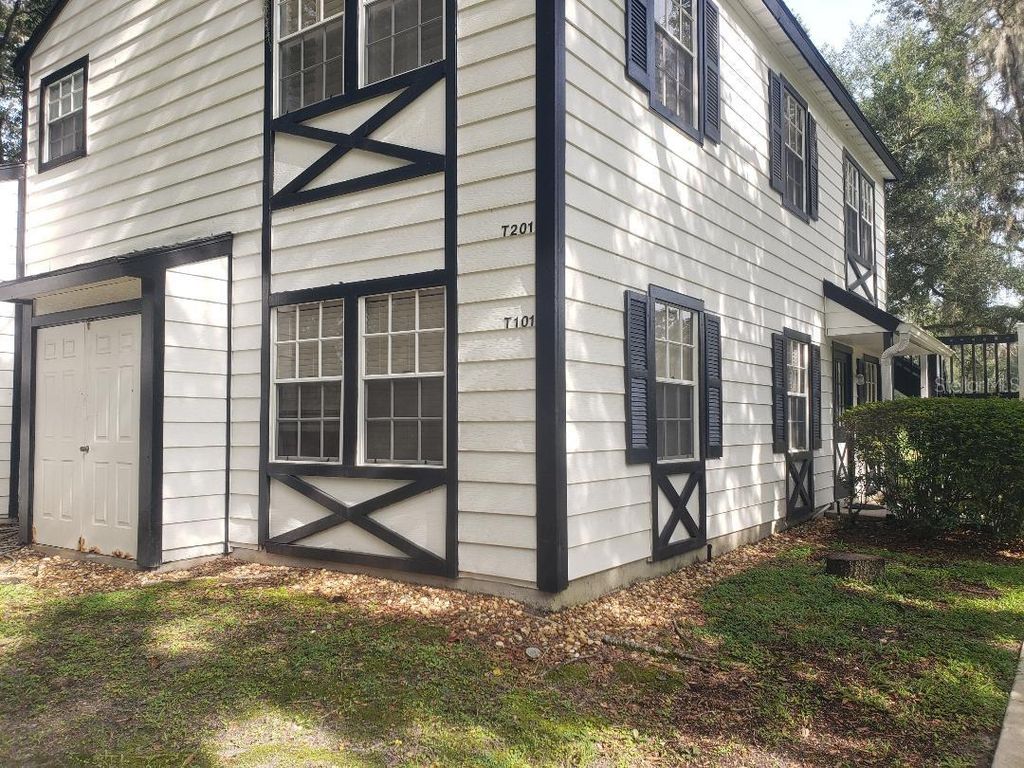 7912 MIDWAY DRIVE TERRACE T101, Ocala, FL 34472