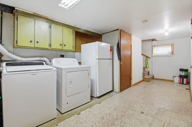 1525 N Springfield Avenue, Chicago, IL 60651