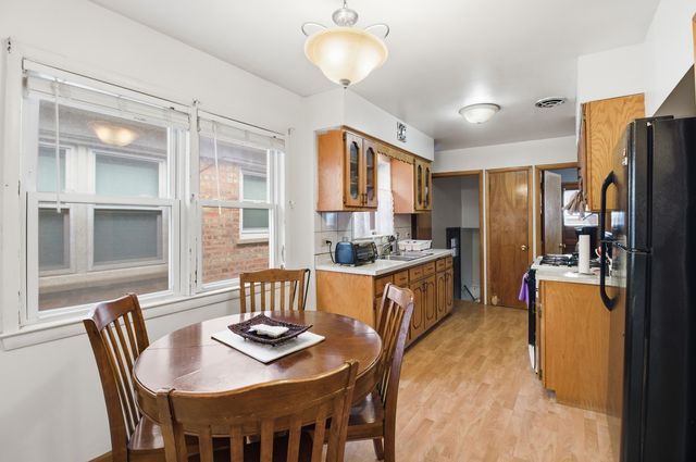 1525 N Springfield Avenue, Chicago, IL 60651