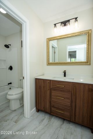 1935 Gardiner Ln H124, Louisville, KY 40205