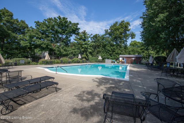 1935 Gardiner Ln H124, Louisville, KY 40205