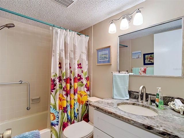 12913 FAIRWAY DRIVE D, Hudson, FL 34667
