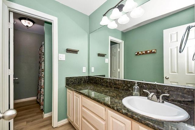 5130 Chasewood Drive, Bacliff, TX 77518