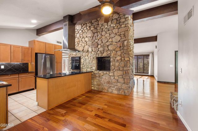 333 Gatlin Drive, Gatlinburg, TN 37738