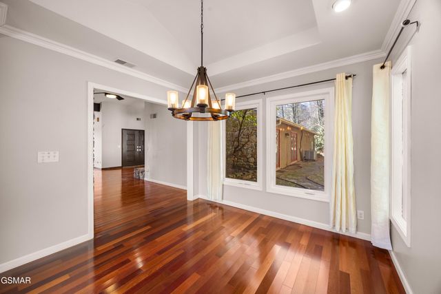 333 Gatlin Drive, Gatlinburg, TN 37738