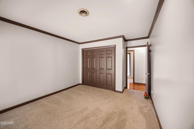 333 Gatlin Drive, Gatlinburg, TN 37738