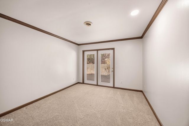 333 Gatlin Drive, Gatlinburg, TN 37738